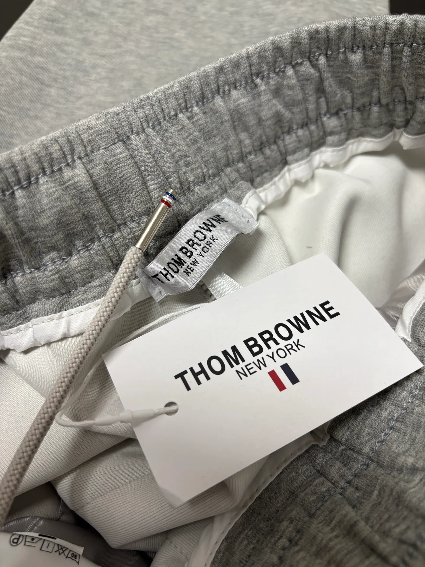 p175💰 Thom Browne · TB Thom Browne · ， Premium ， 。 ， ， Series ， ， 、 ， 。 Classic ， ， ， 、 ， 。 ， ， ， TB logo ✨TB ， ✨ Size M-3XL